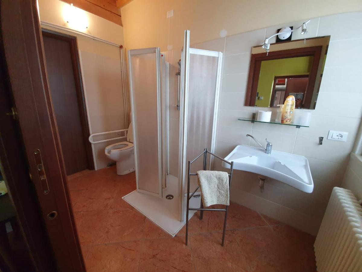 Villa Agriturismo Il Sole à Rivarolo del Re ed Uniti Extérieur photo